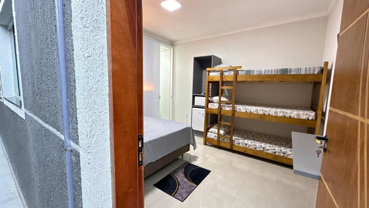 Guaru Inn Hostel Гуарульюс Экстерьер фото