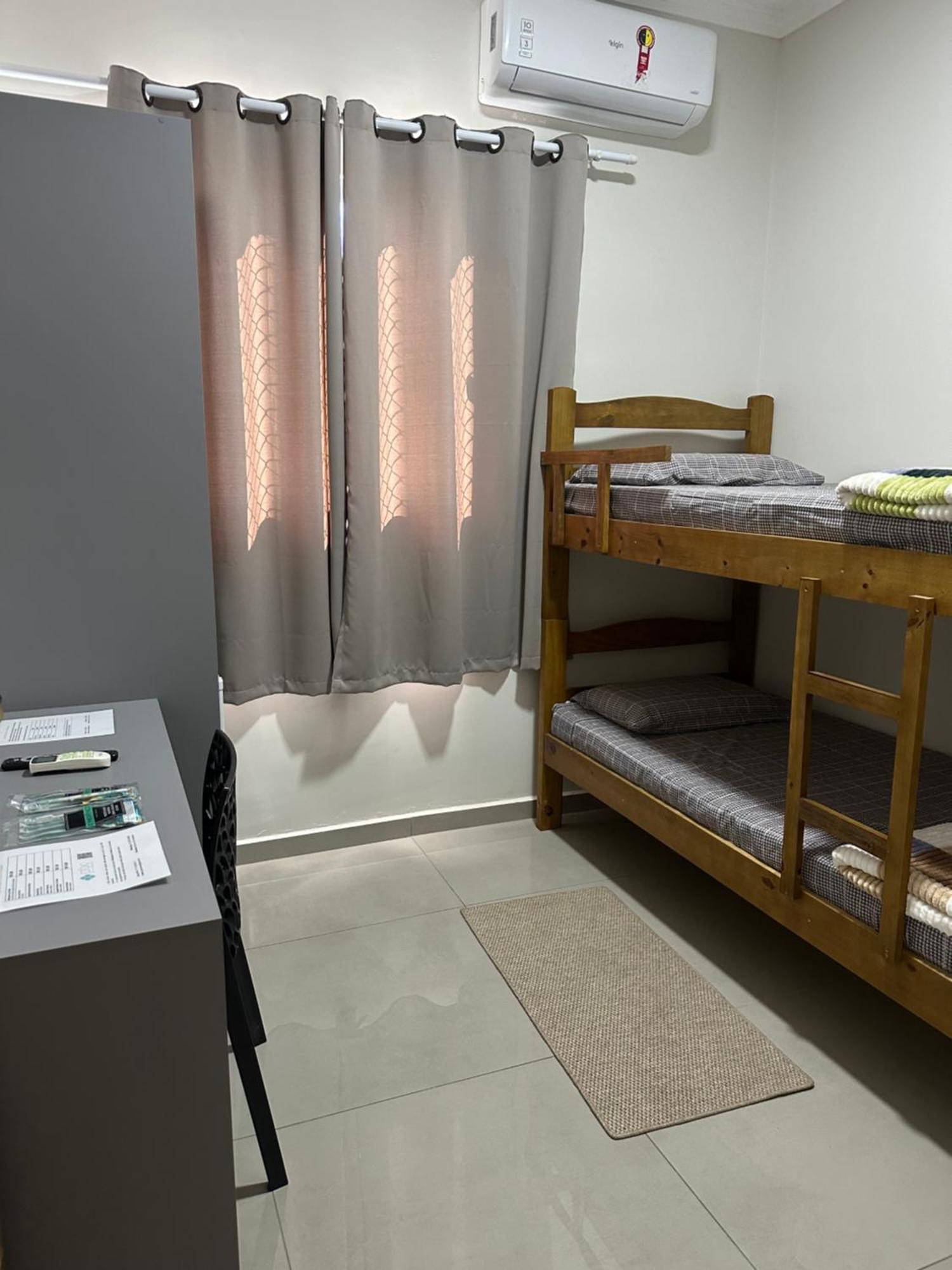 Guaru Inn Hostel Гуарульюс Экстерьер фото